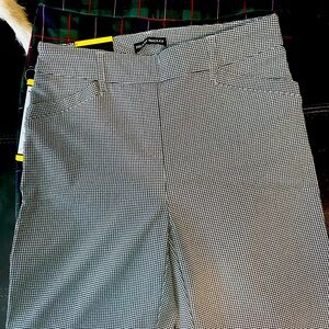 Work pants with stretch